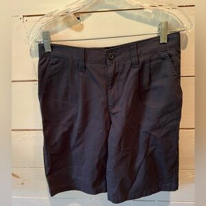 Old Navy boys 12 husky adjustable waist flat front school uniform shorts, EUC